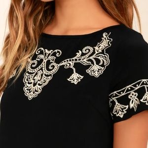 Lulu's Tale to Tell Embroidered Shift Dress
